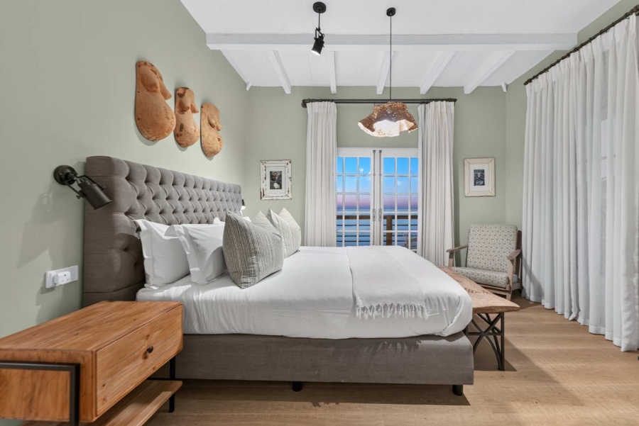 6 Bedroom Property for Sale in Camps Bay Western Cape